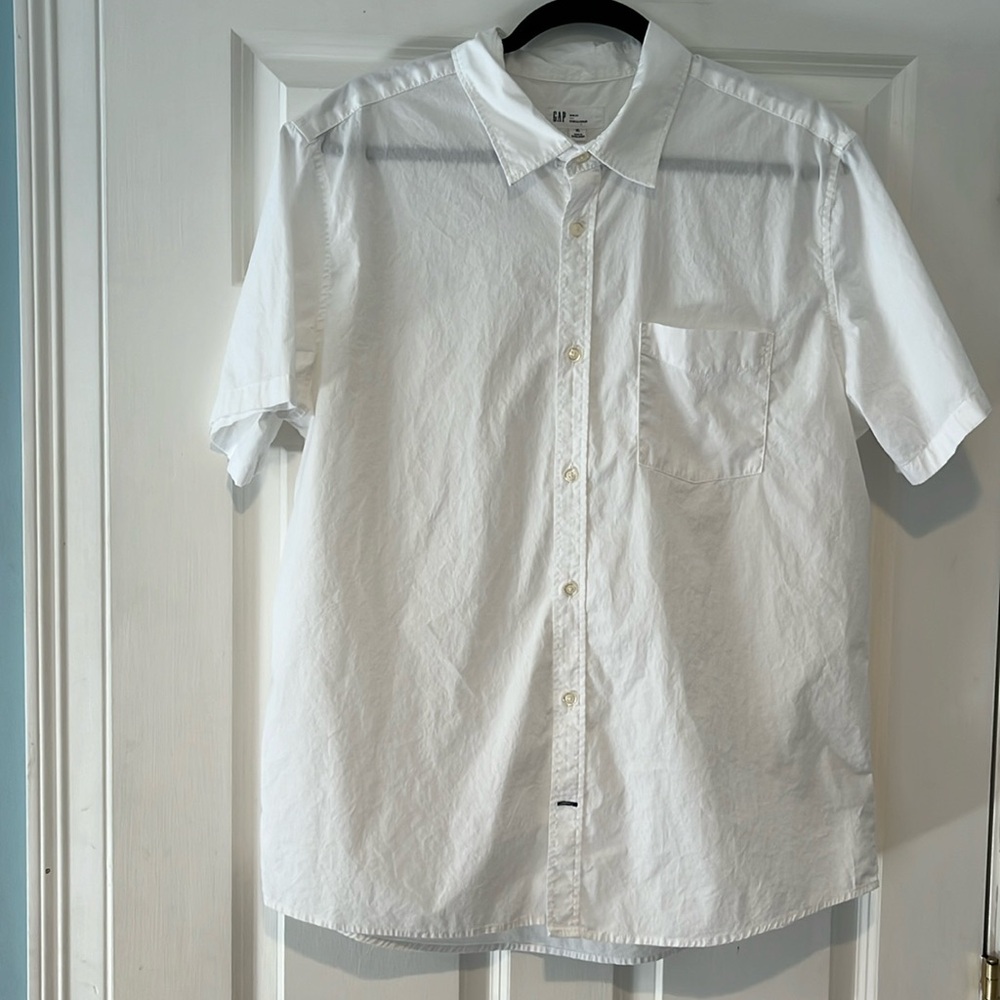 Gap XL Slim Fit Short Sleeved button down.